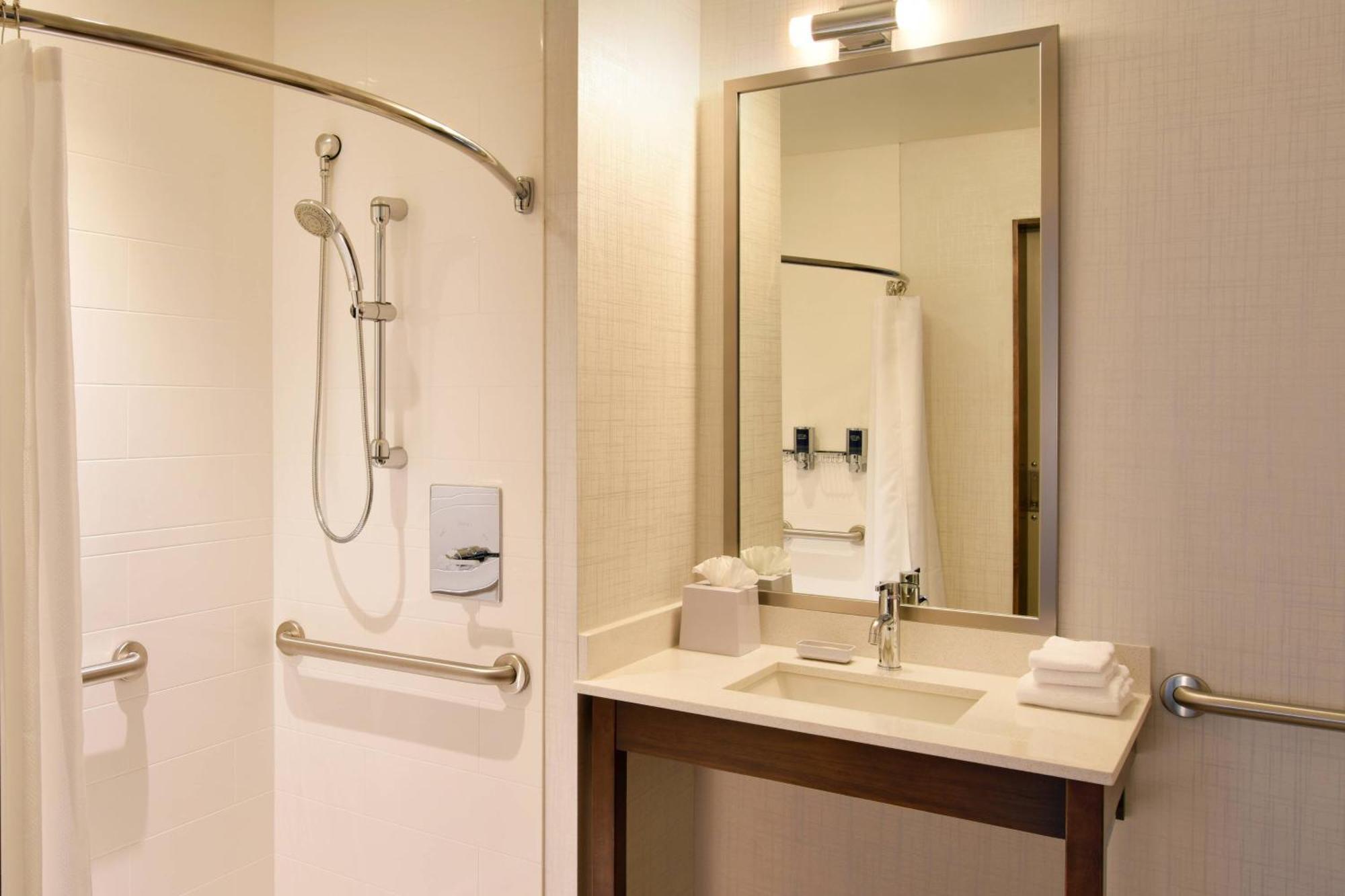Four Points By Sheraton Coral Gables Маями Екстериор снимка